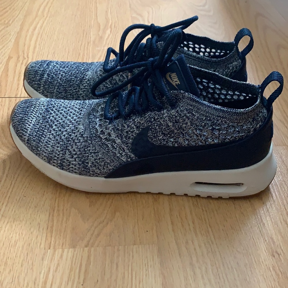Nike Air Max Theta Ultra